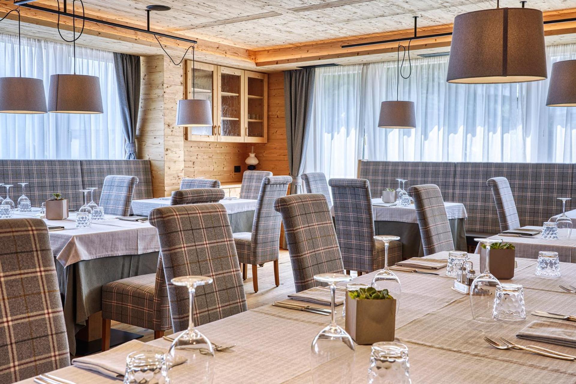 Alpenresort Belvedere Molveno Bagian luar foto