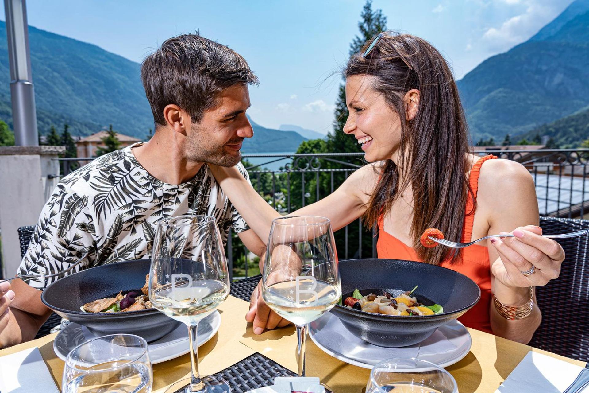 Alpenresort Belvedere Molveno Bagian luar foto
